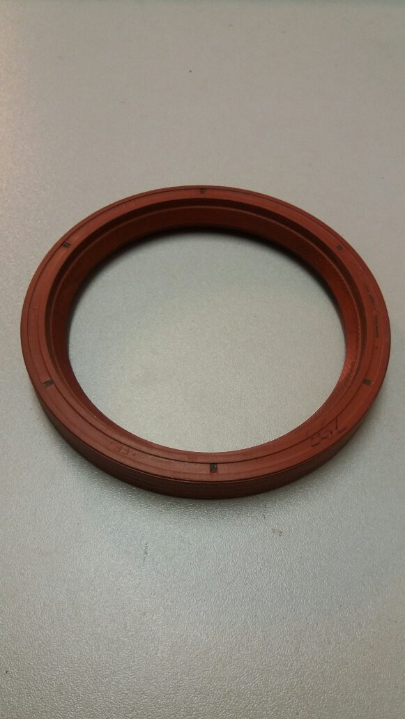 Rover 820 rear crankshaft oil seal