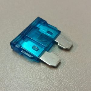 15 amp standard blade fuse