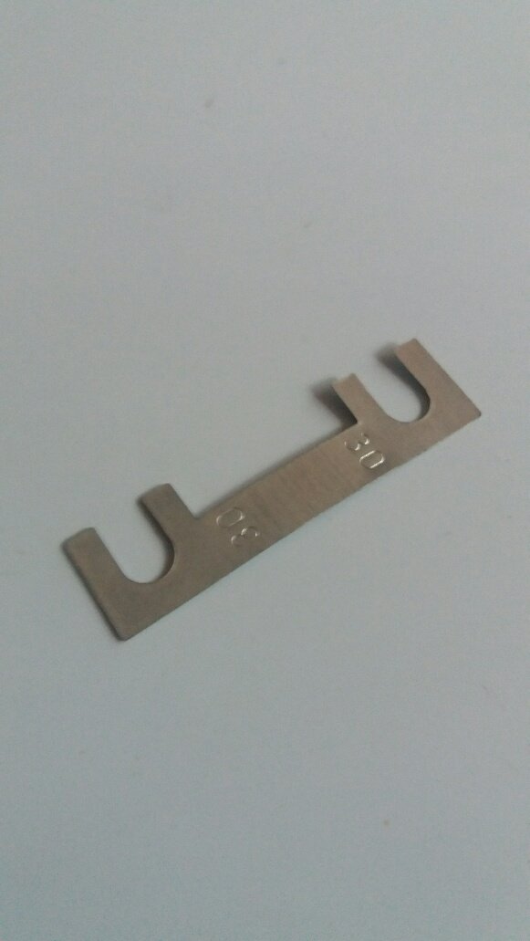 30 amp long strip fuse